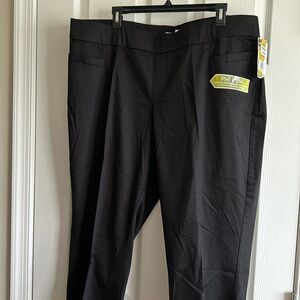 Lee Women’s Pull On Capri Pants